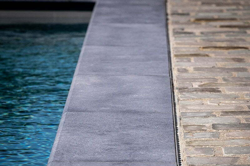 Randafwerking zwembad